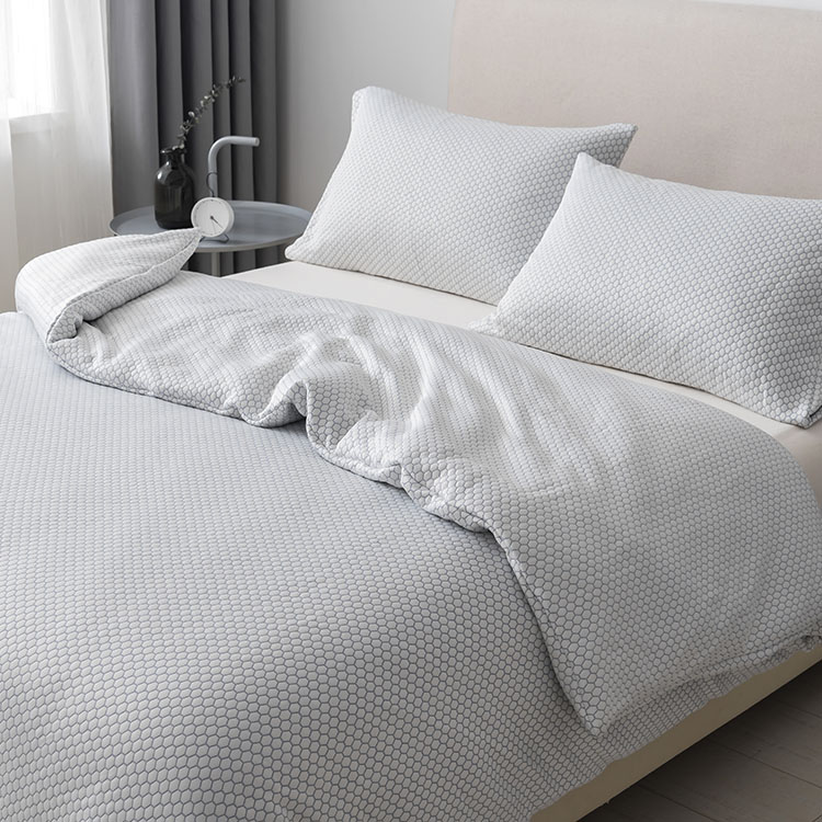 Cooling Fabric Duvet Cover 3 Piece Set, Hexagonal Air Layer