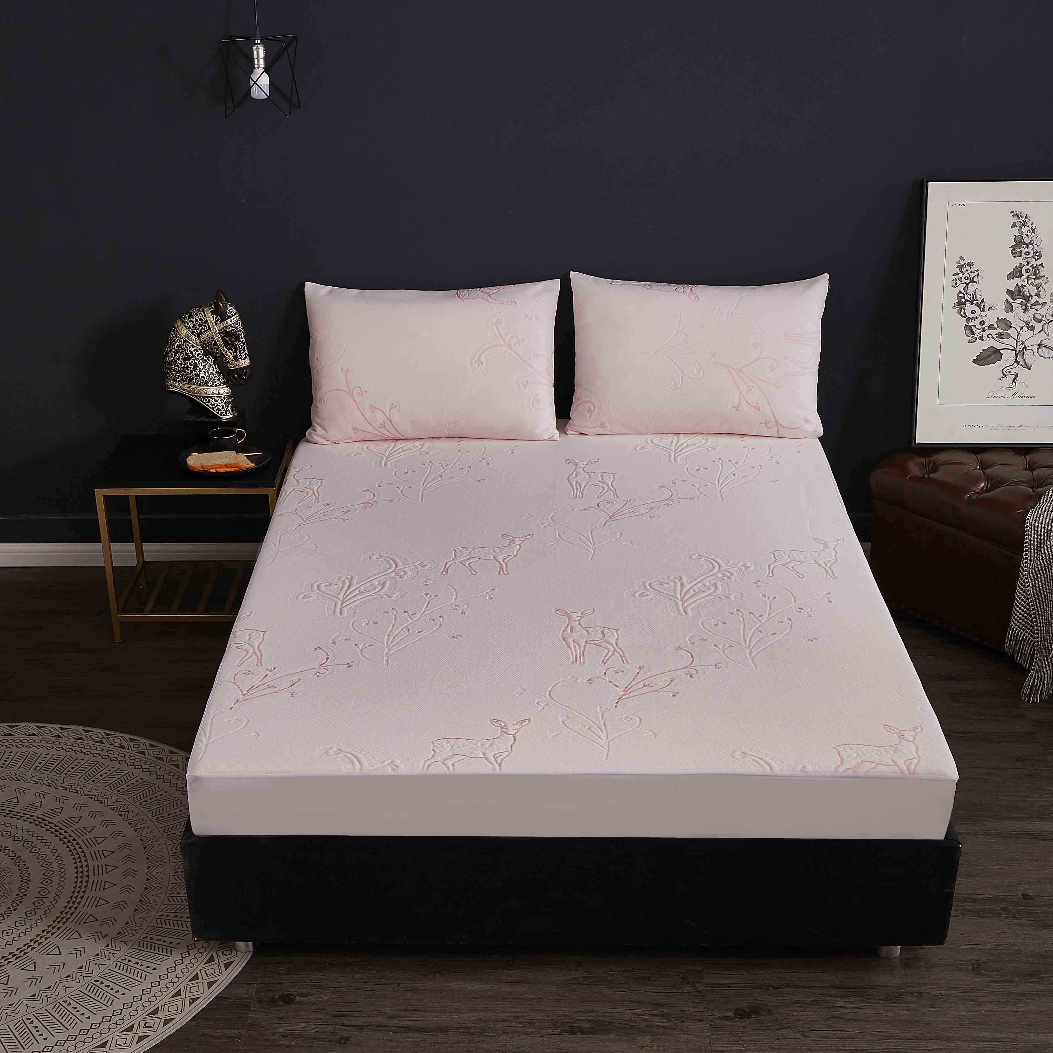 Hypoallergenic Terry Cotton Bamboo Waterproof fitted sheet Mattress Protector